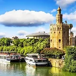 Cder Apartment Center Cathedral And Alcazar