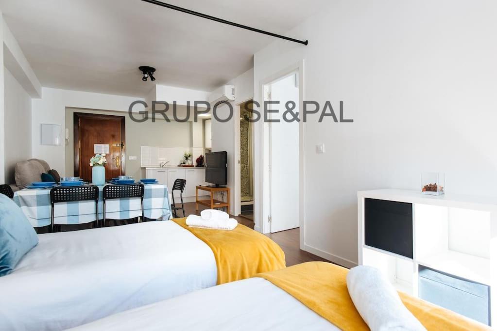 Cder Center Cathedral And Alcazar Appartement *
