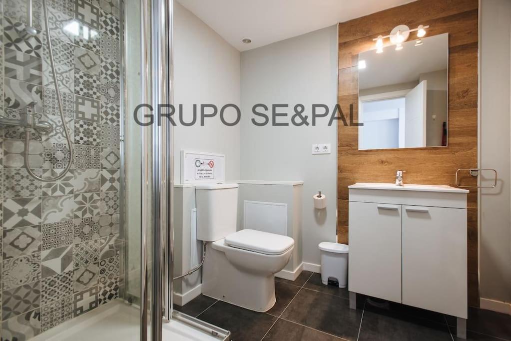Cder Center Cathedral And Alcazar Apartment *
